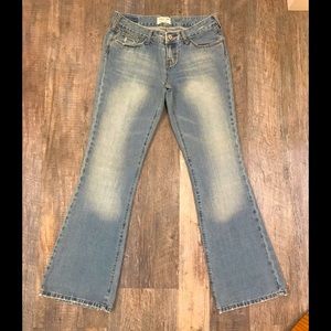 Abercrombie & Fitch Flared Jeans
